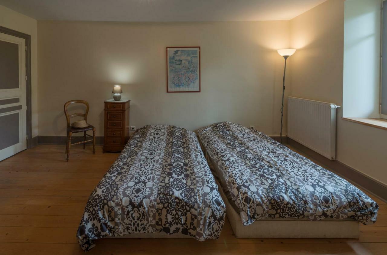 Chambres D'Hotes Des Deux Lacs Ceyzerieu Eksteriør billede